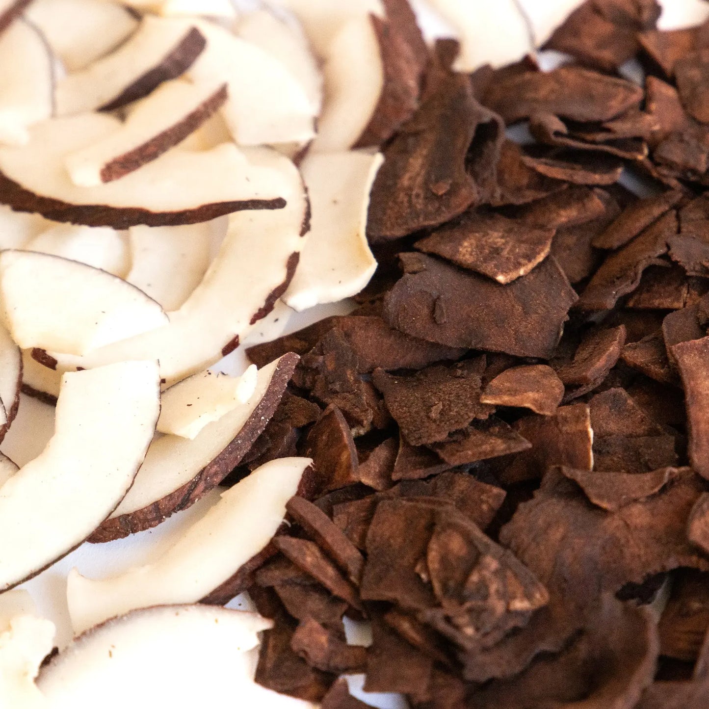 Kokoschips BIO gesüßt mit Kakao 150gr - FruchtSchmaus GmbH